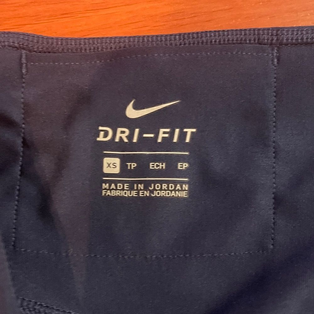 NIKE leggings Women's Dri-FitPower Printed Training capris, size XS - Picture 5 of 7
